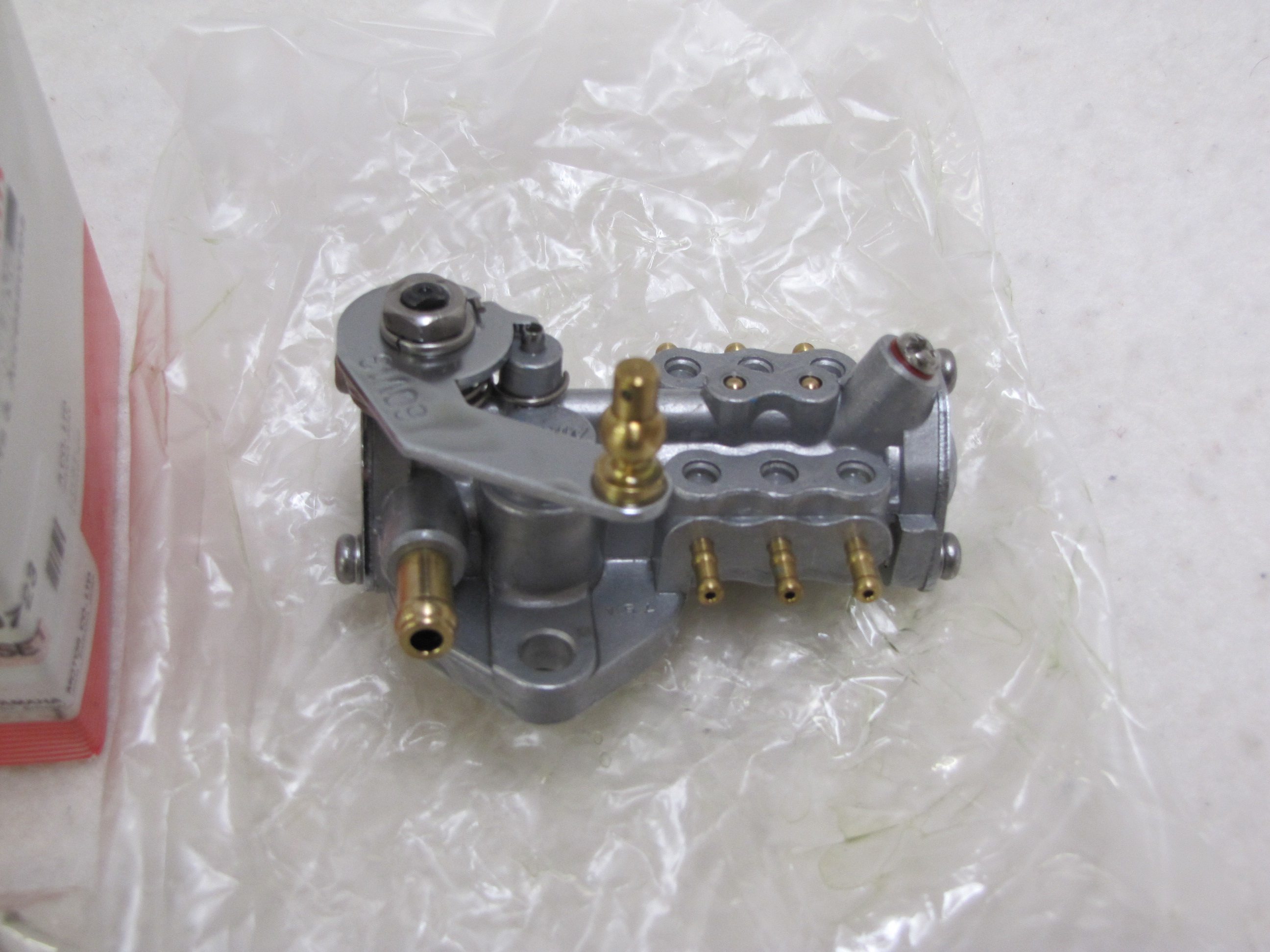 Yamaha Outboard Oil Injection Pump Assembly 908914072300 Express Marine