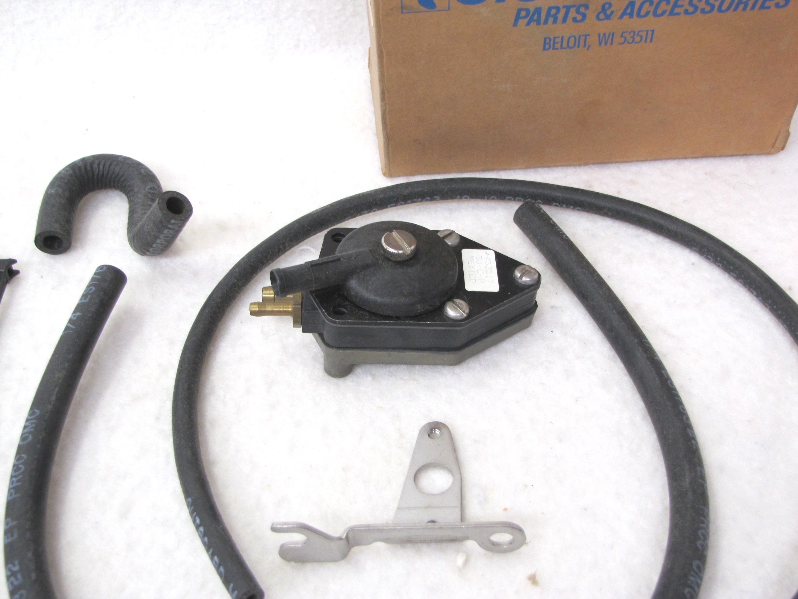 OMC/Johnson/Evinrude Fuel Pump Kit 431960/0431960 Express Marine