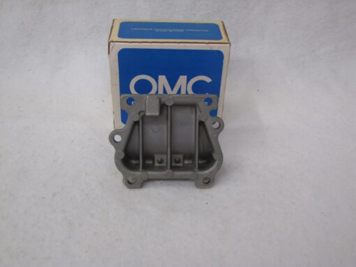OMC Johnson Evinrude By-Pass Cover 392876 0392876 - Image 2