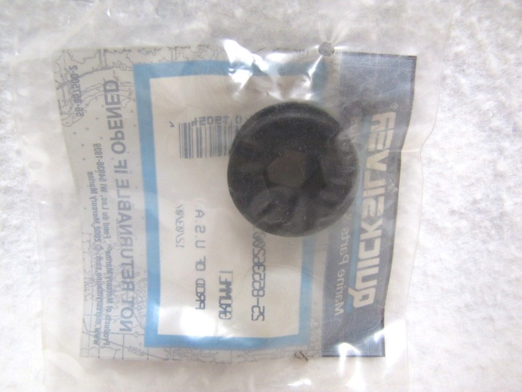 Quicksilver Mercury Oil Injection Grommet 25855362001 Express Marine