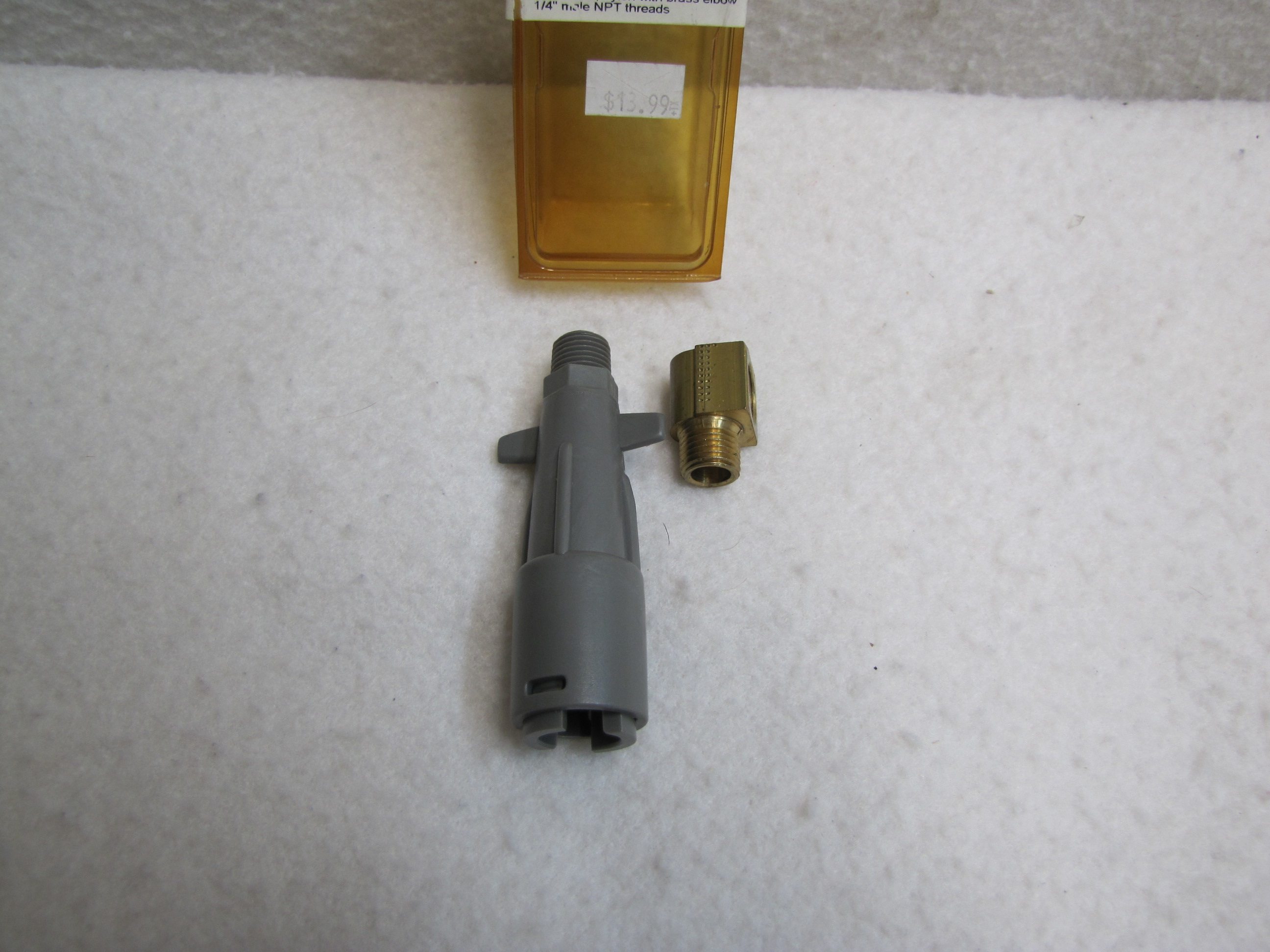 Attwood Marine 90 Degree Fuel Tank Fitting Mercury/Mariner 1/4″ 88827