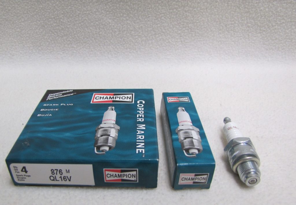 Champion Spark Plug 876 QL16V 4 Pack Express Marine