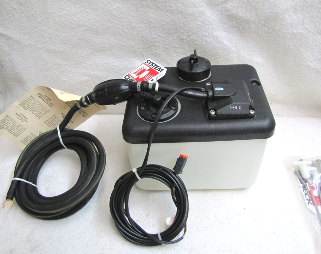 OMC Johnson Evinrude Ficht Oil Injection Tank Assembly 1.8 Gallon