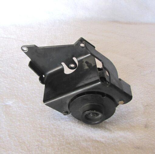 Quicksilver Mercruiser Mando Alternator and Engine Bracket 807653T 861047 - Image 2