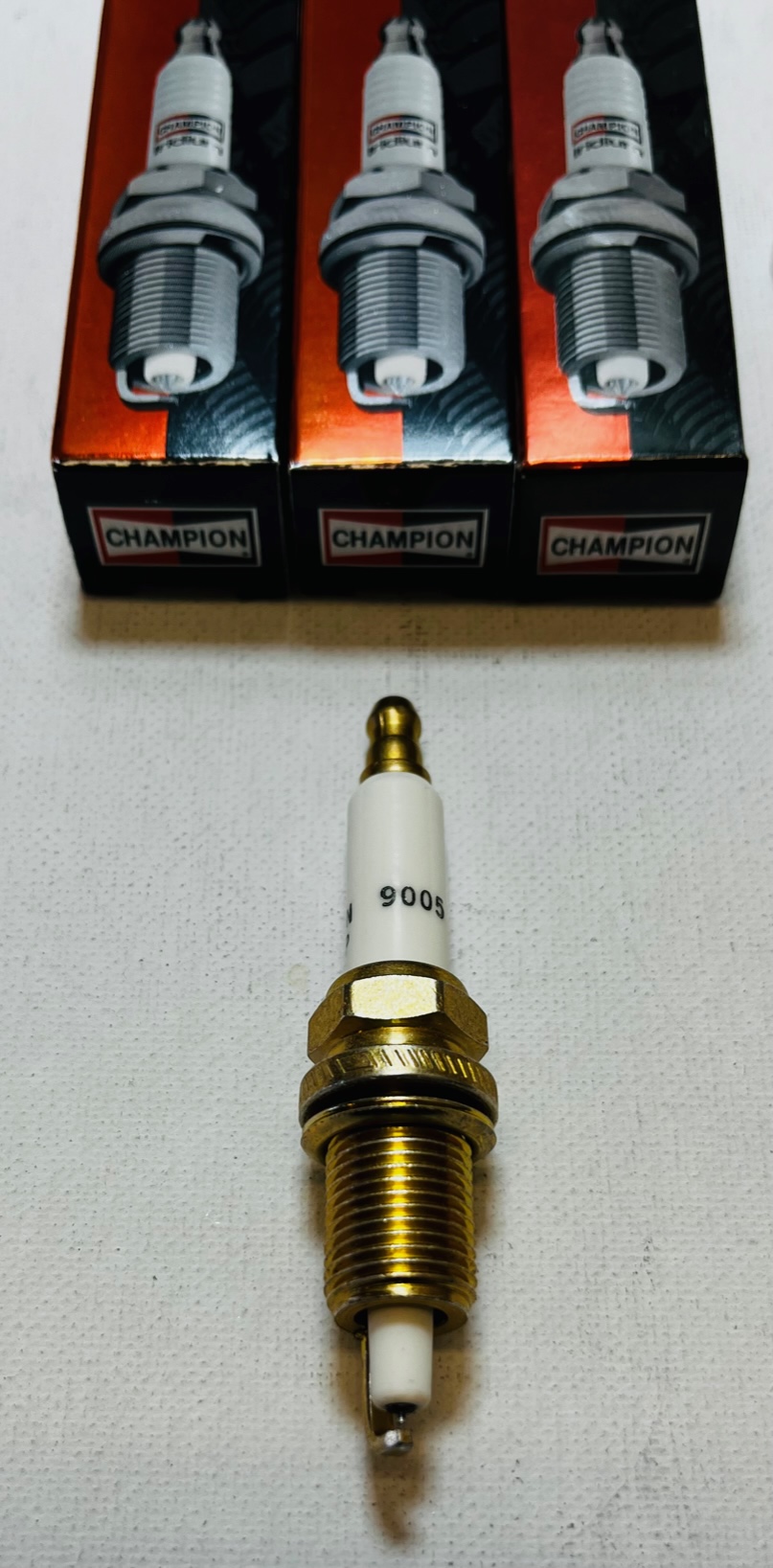 Champion Iridium Premium Spark Plug QC10WEP 9005 3 Pack | Express Marine