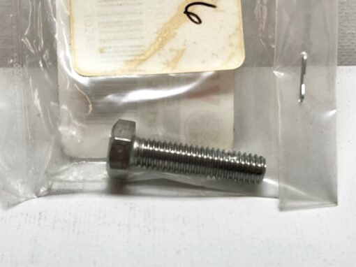 Yamaha WaveRunner Cylinder Bolt 90101-06M27-00 - Image 2