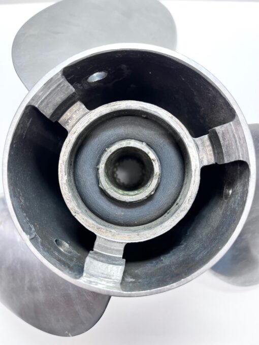 OMC Johnson Evinrude Raker 3 Blade 14.50 x 18 Stainless Propeller 394752 0394752 - Image 3
